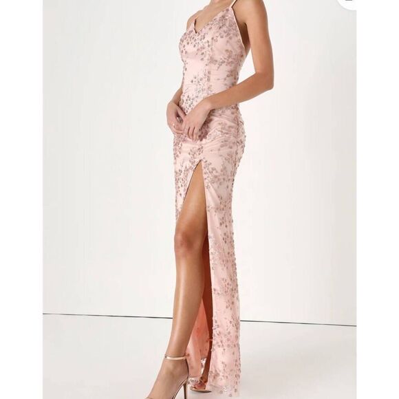 NWT Lulus Dress Women's Medium Blissful Blossoms Blush Pink Sequin Backless Maxi - Picture 1 of 7